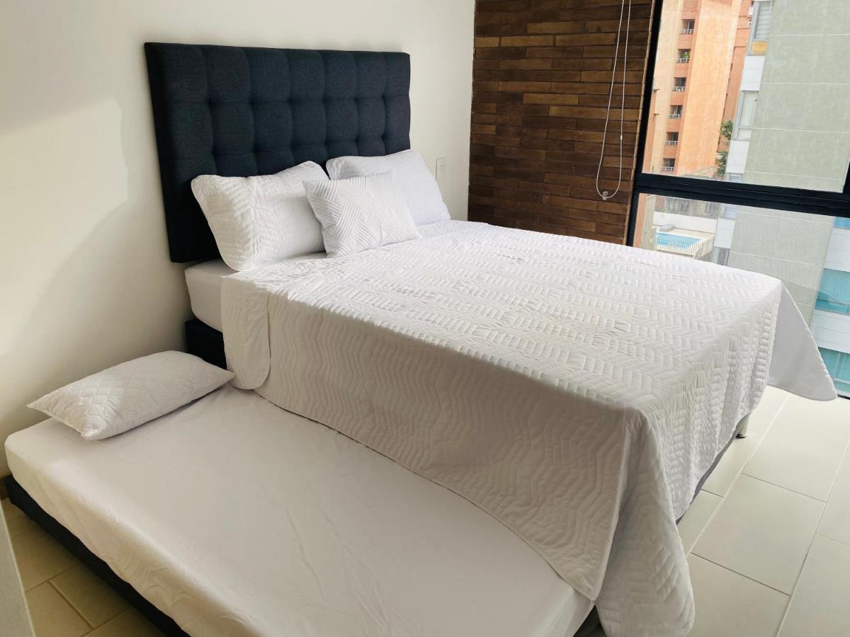 Apartamento Lauret En Laureles Medellín Exteriör bild